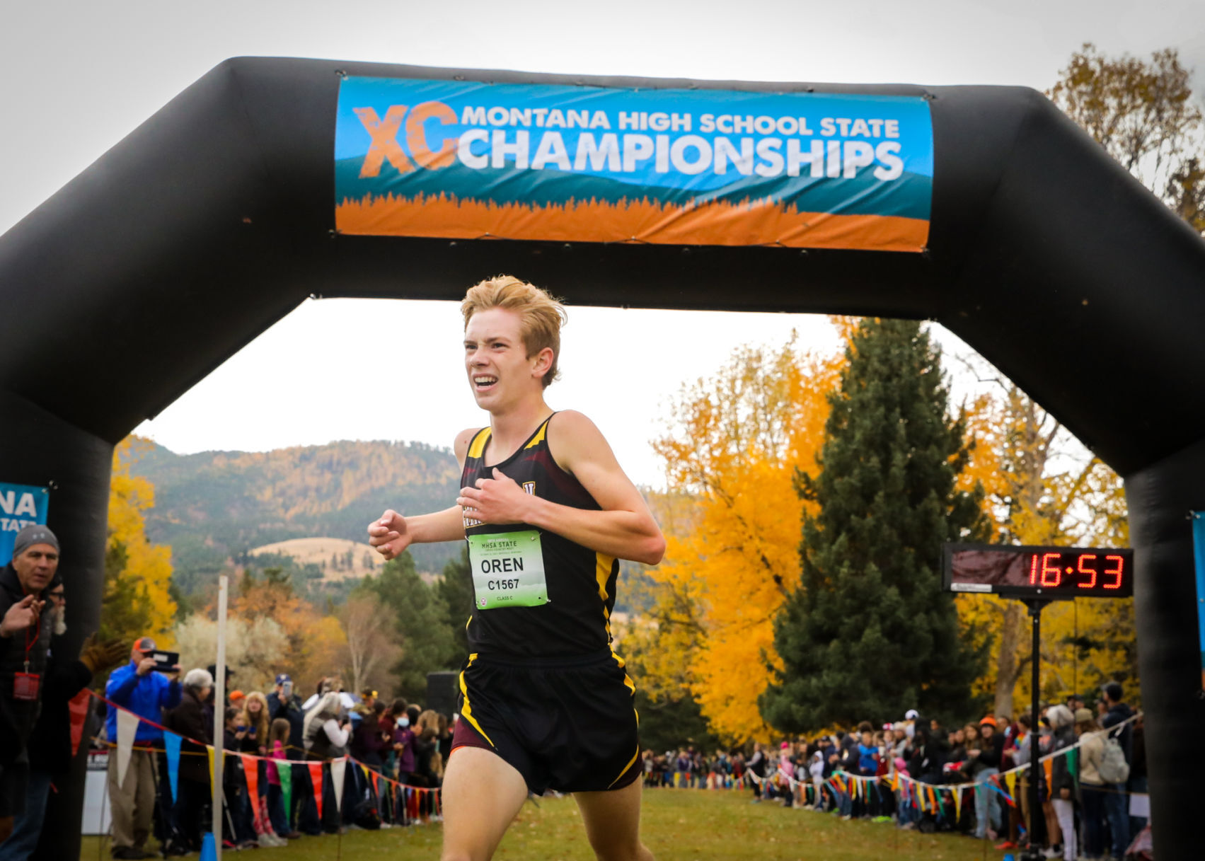 102421-mis-spt-crosscountry-12.jpg